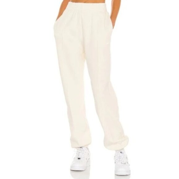 NWT Nike NSW Fleece Track Pant in Coconut Milk, Size Small - Picture 2 of 5